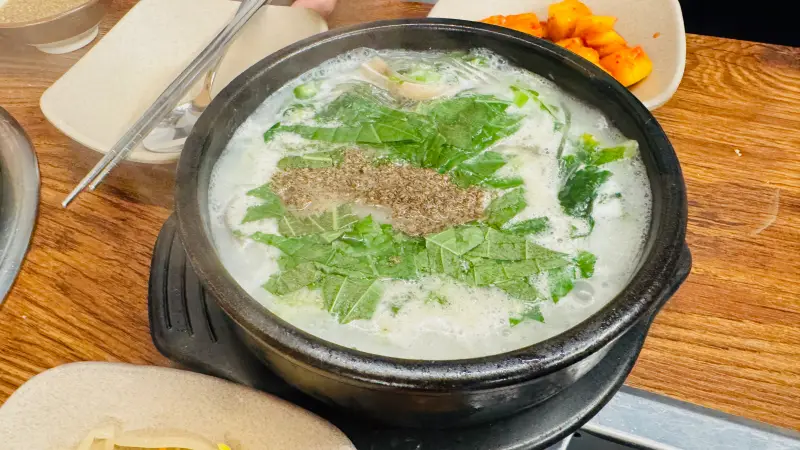 을지로-골수-서비스국물